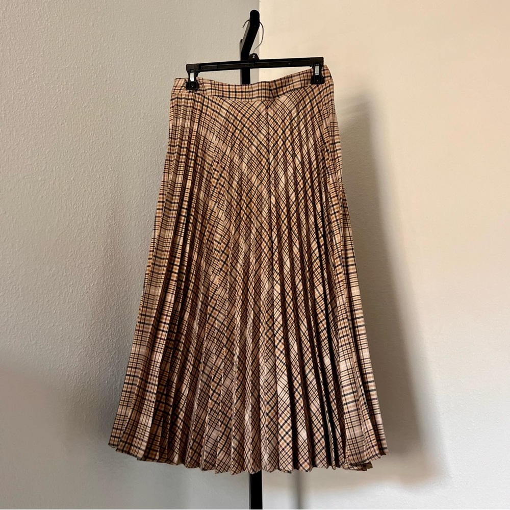 Classic plaid pleated skirt 🍨